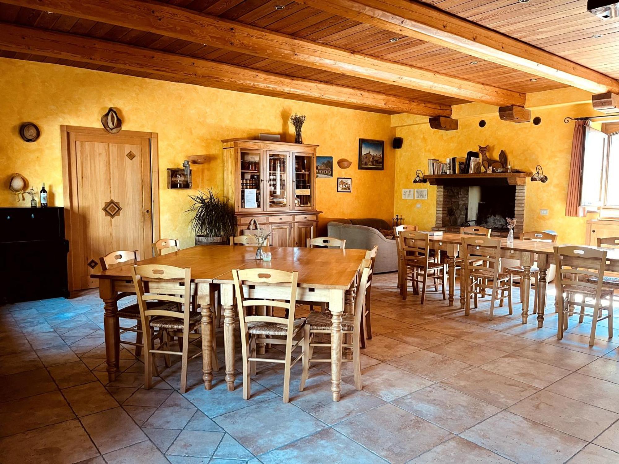 Agriturismo Fattoria Walden Ficulle Ngoại thất bức ảnh